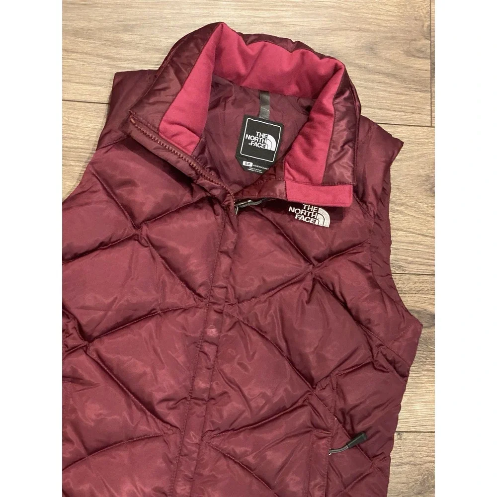 North Face Women's Sm 550 Puffer Vest Maroon Red Goose Down Full Zip Pocket‎